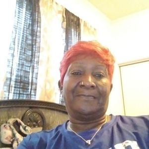 Meet your Posher, Pauline